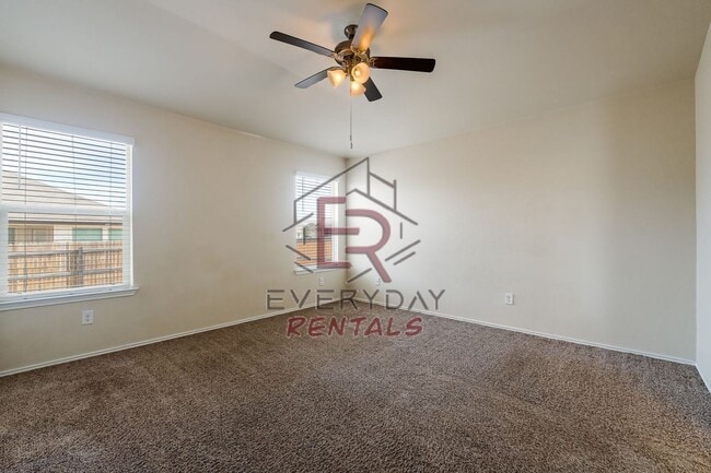 Building Photo - 2004 Mallard Ct