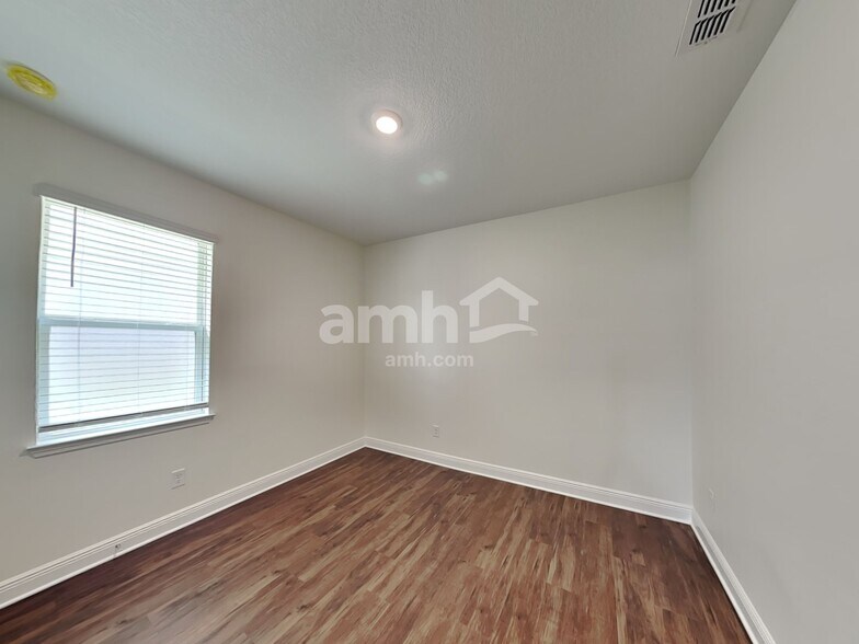 Building Photo - 14519 Cedar Mill Dr