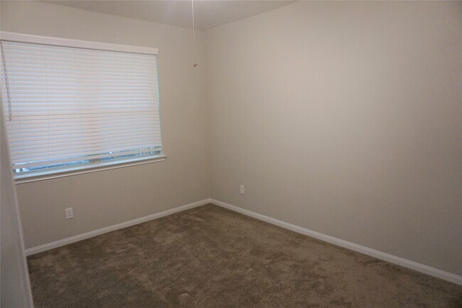 Building Photo - 12950 Shady Grove Ln