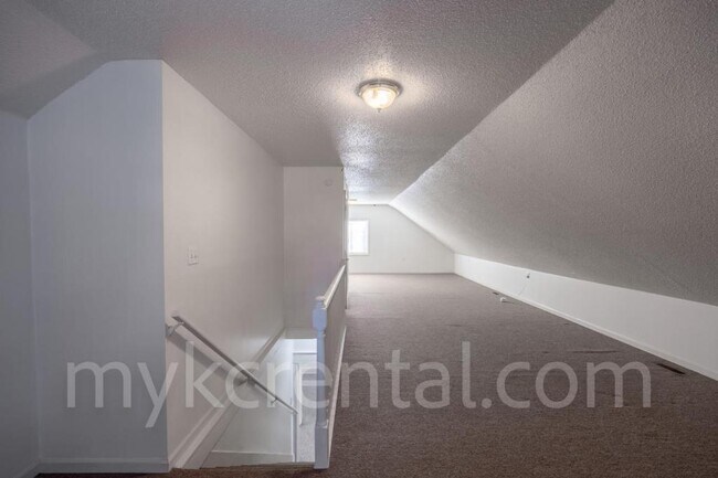 Building Photo - 4306 Fisher St