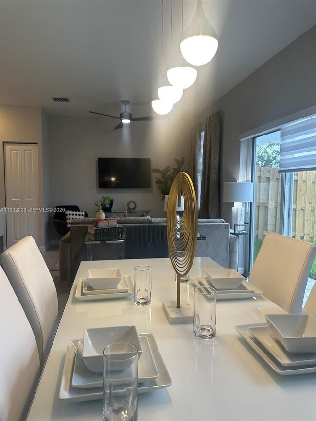 Building Photo - 11883 NW 47th Manor