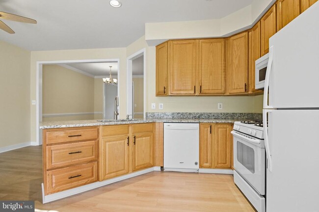 Building Photo - 15372 Bronco Way
