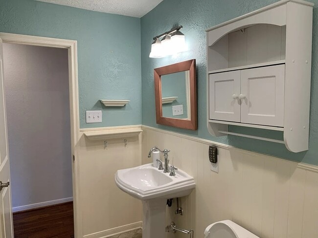 Building Photo - 6318 Leaf Arbor Dr