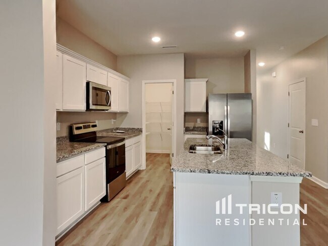 Building Photo - 44 Ashley Oaks Court