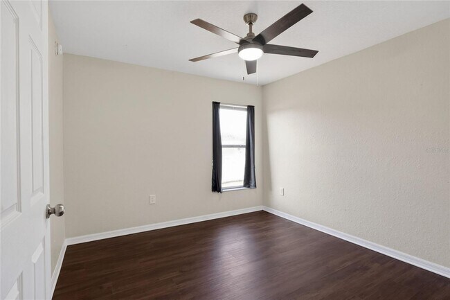 Building Photo - 780 Overlook Grove Dr