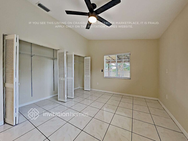 Building Photo - 16802 SW 143rd Pl