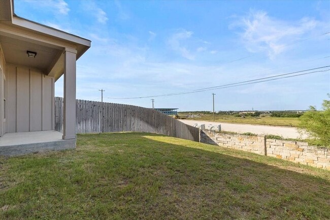 Building Photo - 126-128 Dodge Rd