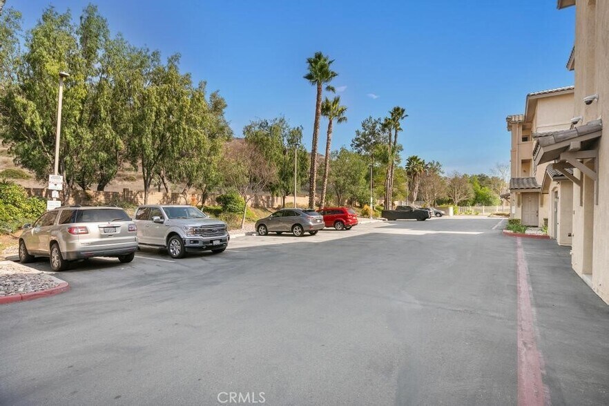 Building Photo - 3313 Dehesa Rd