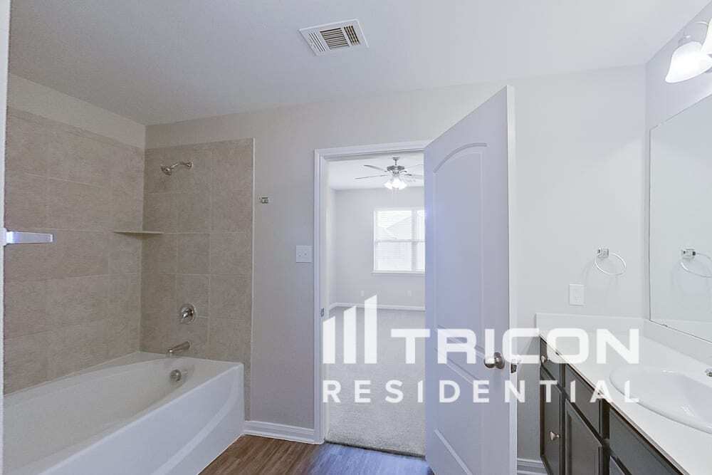 Building Photo - 1504 Conley Ln