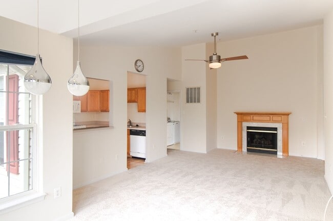 Building Photo - 7505 Calderon Ct