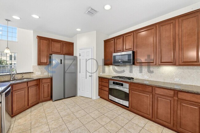 Building Photo - 3408 Porter Creek Dr