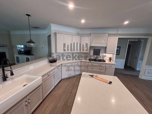 Building Photo - 128 Little Gem Ct