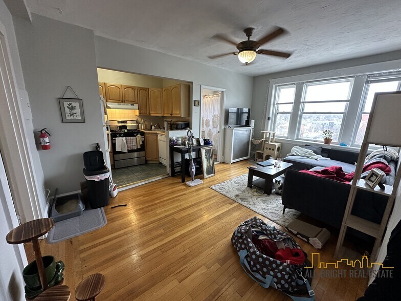 Building Photo - 1625 Commonwealth Ave