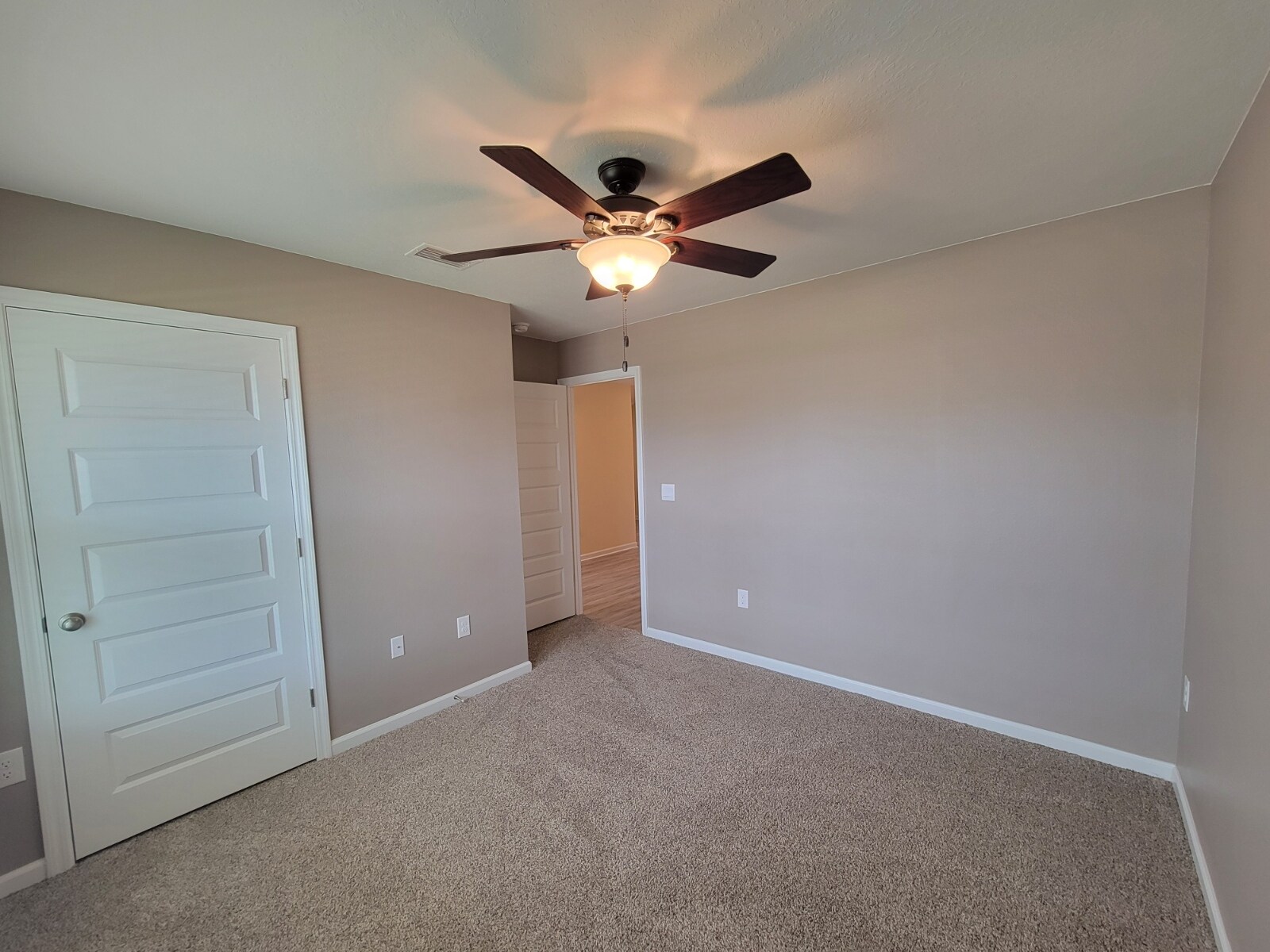 Building Photo - 6585 Slabinski Ln
