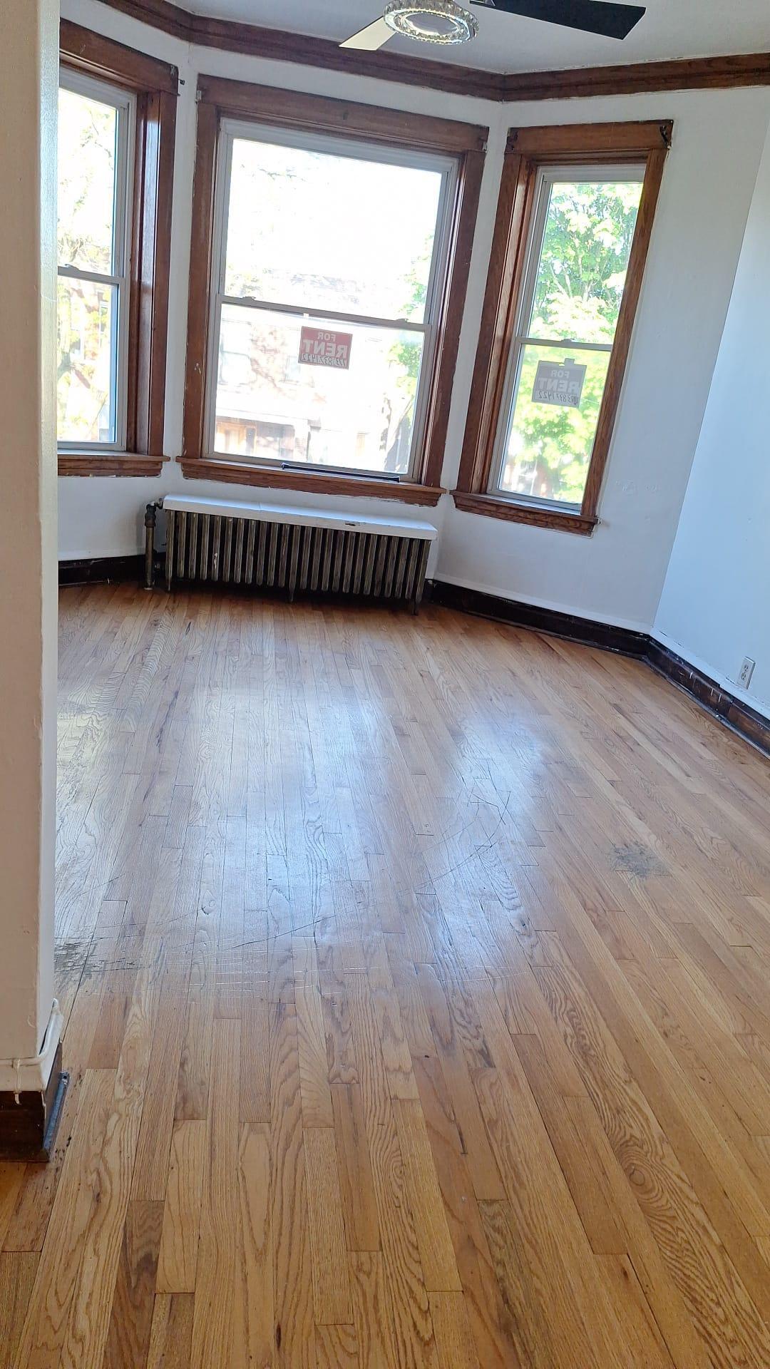 Living Room - 2150 N Keystone Ave
