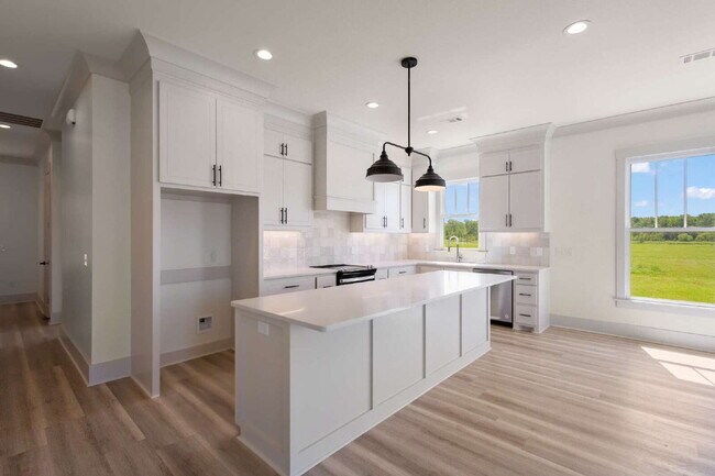 Building Photo - Luxury Townhome for Rent in Waterpointe | 3 Bed | 2.5 Bath | Private Courtyard