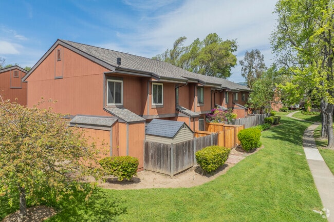 Alternate Exterior - Cherry Lane Apartment
