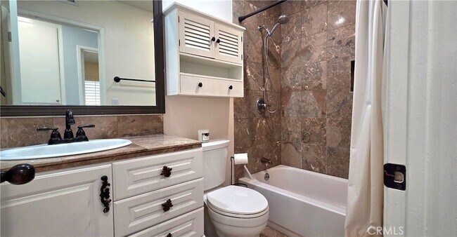 Building Photo - 15839 Ada St