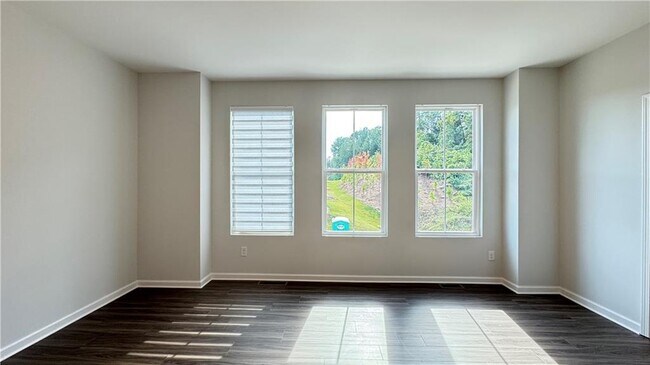 Building Photo - 1475 Creekside Cir NW