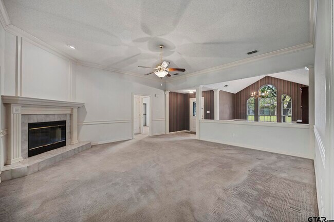 Building Photo - 11933 White Deer Trail
