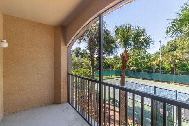 Building Photo - Luxury Resort-Style Townhome in Tuscany at...