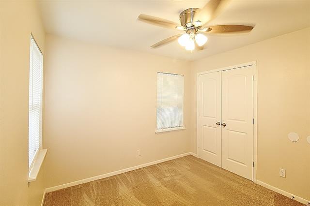 Building Photo - 1110 S Hall St