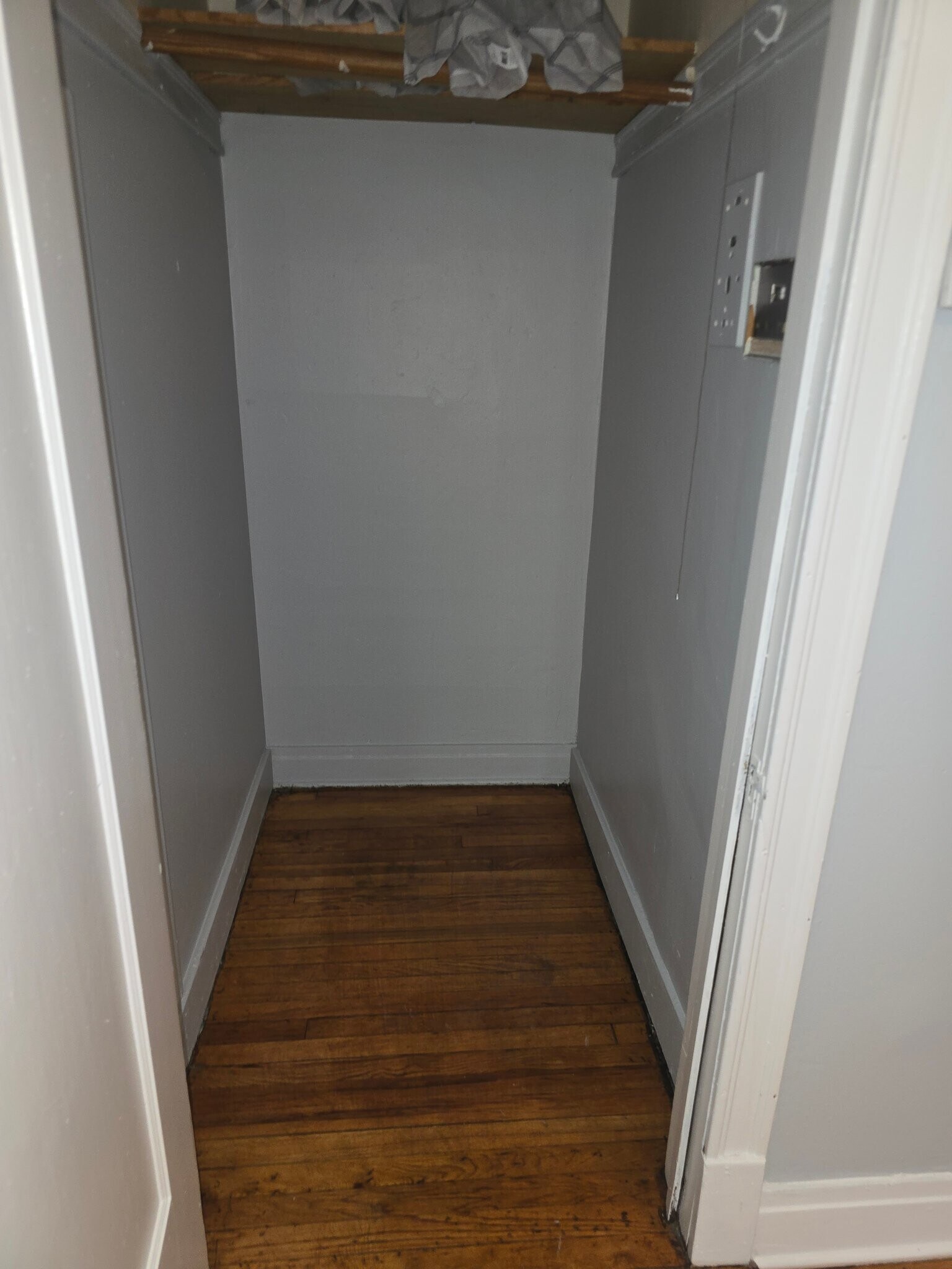 Building Photo - 5519 S Throop St