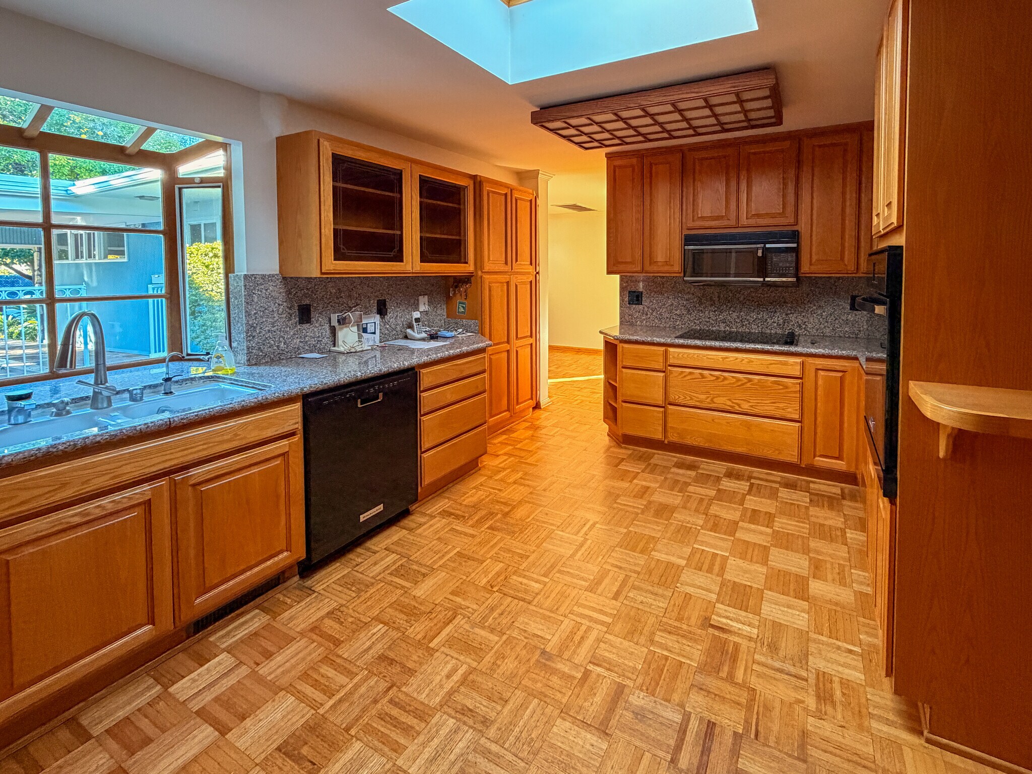 Building Photo - 5516 Ethel Ave