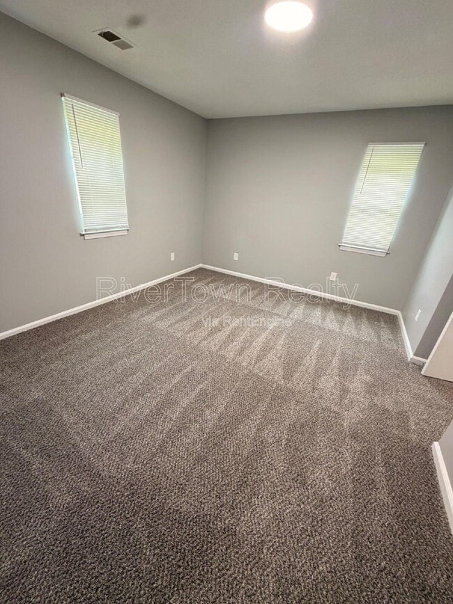 Building Photo - 691 Creekstone Cir