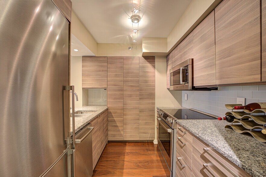 Building Photo - 1200 Braddock Pl