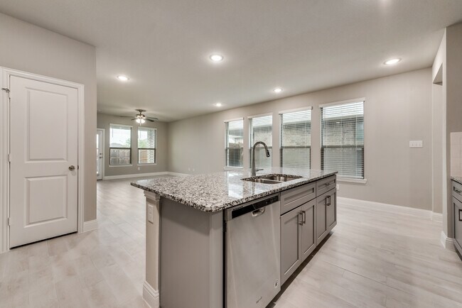 Building Photo - 1078 Norias Dr