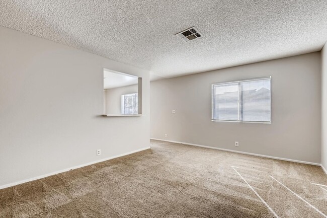 Building Photo - Stunning 2 Bedroom 2 Bath 2nd story condo