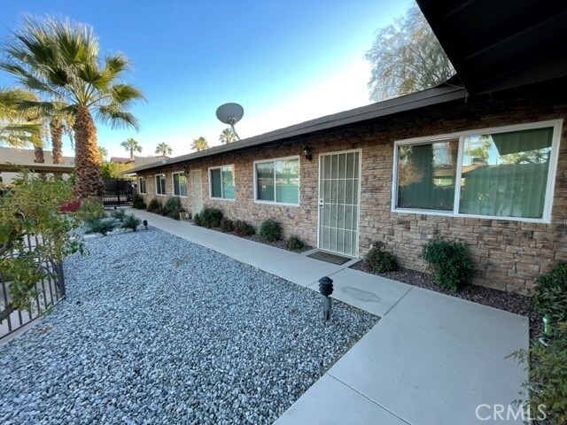 Building Photo - 74402 Abronia Trail