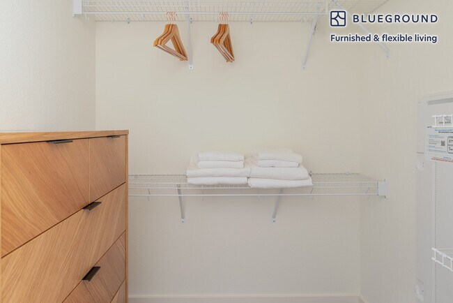 Building Photo - 100 Callan Ave