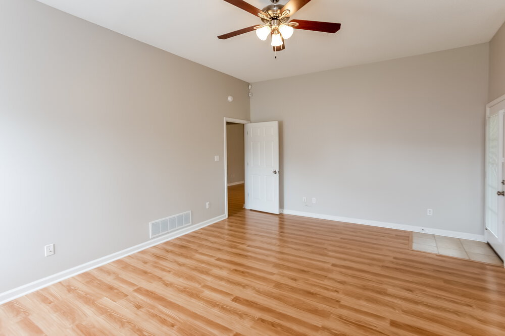 Building Photo - 9186 Tahoe Dr