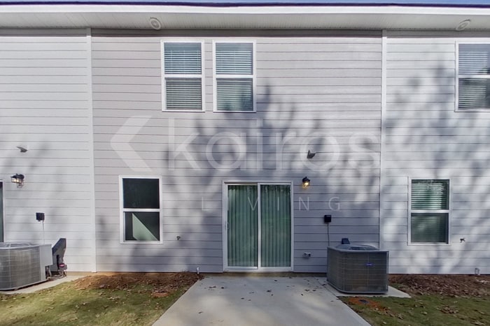 Building Photo - 312 Ironwood Ct