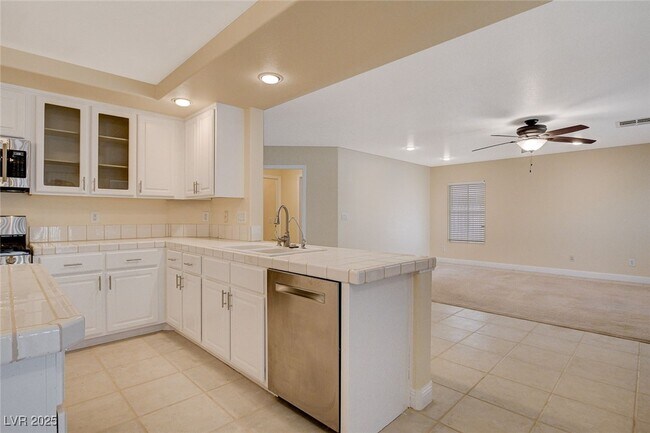 Building Photo - 432 Staghorn Pass Ave