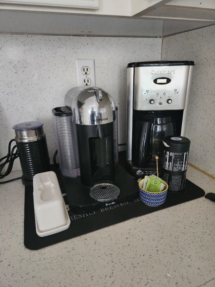 Building Photo - 13382 Tiverton Rd