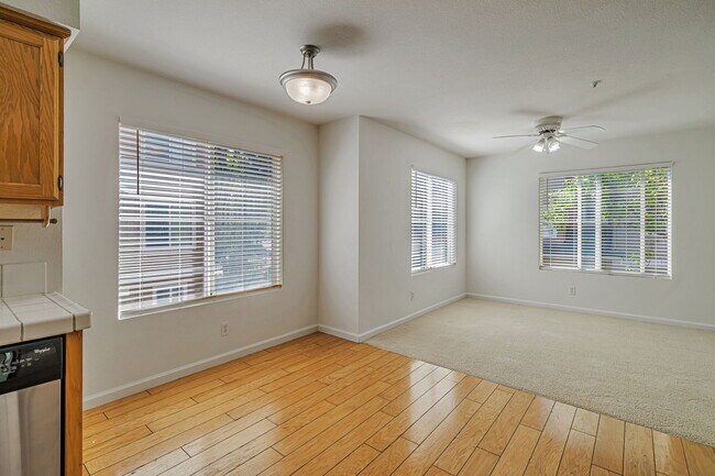 Building Photo - 4902 Hibernia Dr