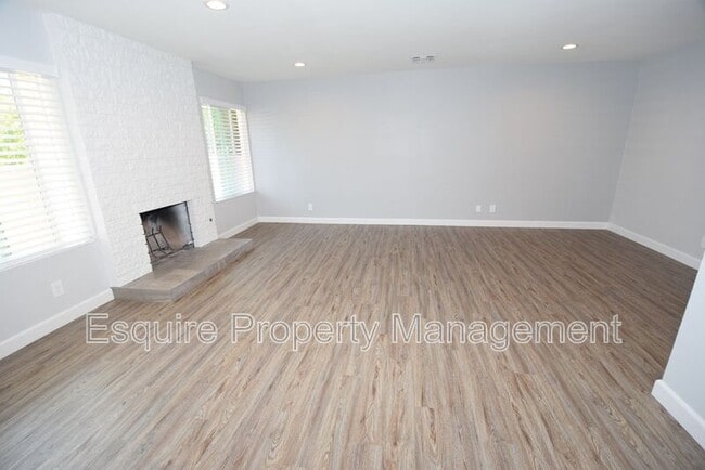 Building Photo - 3611 Ketch Ave