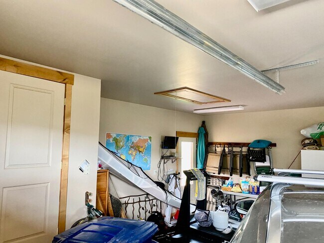 Building Photo - 97 Timberline Dr