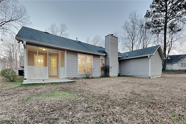 Building Photo - 3564 Saddlebrook Dr
