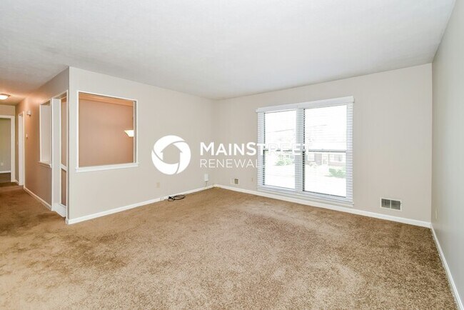 Building Photo - 3 Bedroom Pet-Friendly Home in Louisville,...