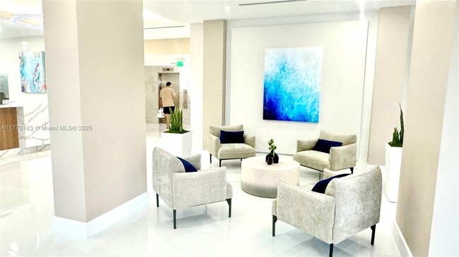 Building Photo - 2401 S Ocean Dr