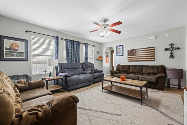 Building Photo - 3204 Barksdale Dr