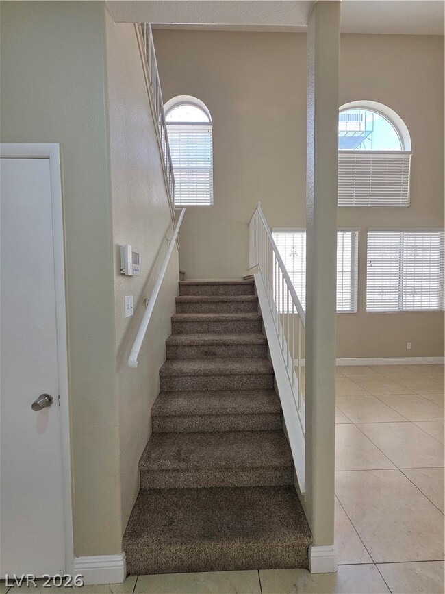 Building Photo - 2524 Silver Shadow Dr
