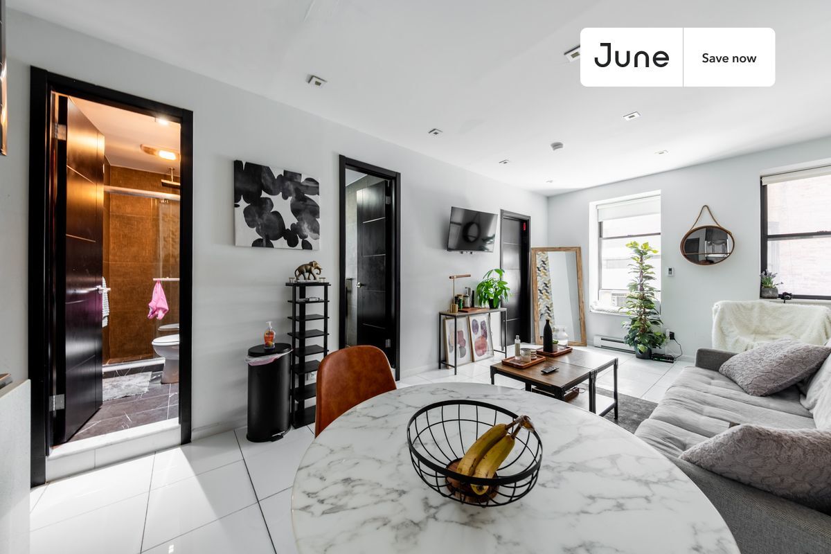 Building Photo - 320 Manhattan Ave