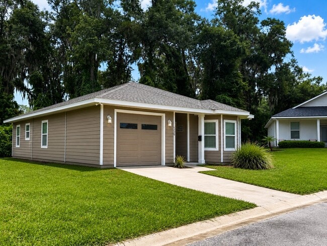 Building Photo - 556 NW 259th Terrace