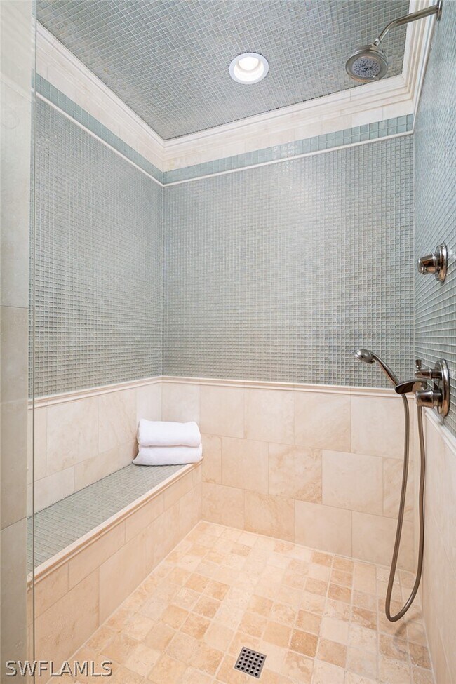 Building Photo - 410 Flagship Dr