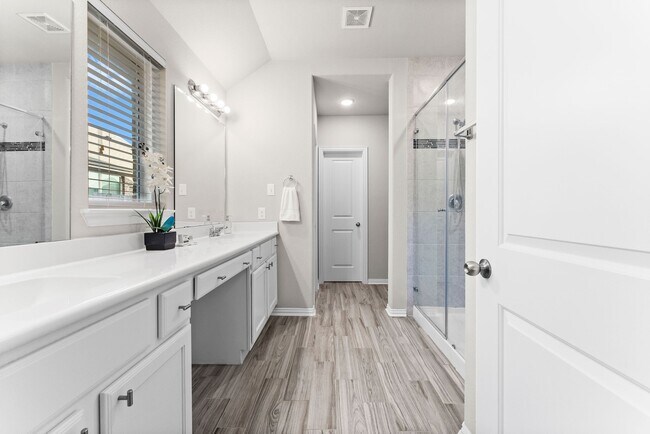 Building Photo - 3815 Wright's Landing Dr